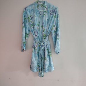 100% Silk floral hawaiian Victoria's Secret Robe